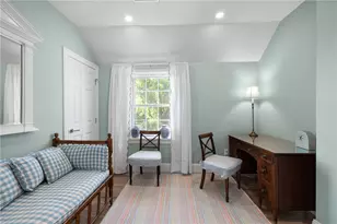 342 Blvd Blvd, Middletown, RI 02842 - Photo 18