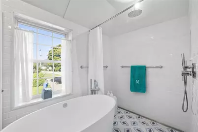 342 Boulevard Boulevard, Middletown, RI 02842 - Photo 14