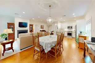 1404 S County Trl, East Greenwich, RI 02818 - Photo 8