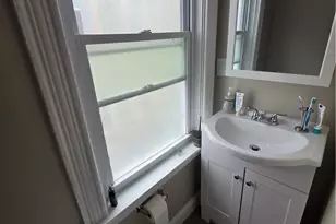 45 Carrington Ave, Providence, RI 02906 - Photo 16