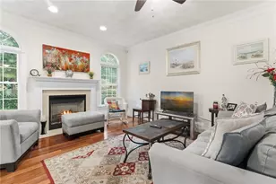 31 Butterfly Dr, Westerly, RI 02891 - Photo 8