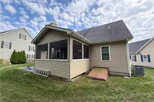31 Butterfly Dr, Westerly, RI 02891 - Photo 4