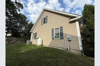 31 Butterfly Drive, Westerly, RI 02891 - Photo 6
