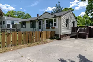 6 Kathy Ave, Coventry, RI 02816 - Photo 4