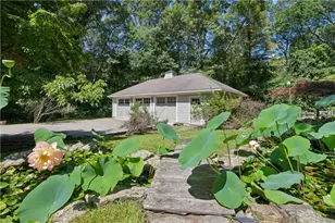 24 Constellation Ct, Jamestown, RI 02835 - Photo 4
