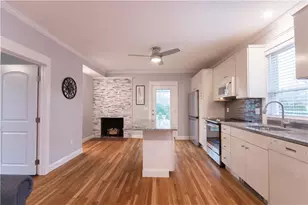 72 Thames St, Bristol, RI 02809 - Photo 2