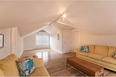 72 Thames Street #2, Bristol, RI 02809 - Photo 12