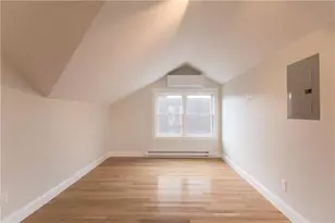 72 Thames St, Bristol, RI 02809 - Photo 14