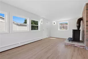 25 Stoneham St St, Cranston, RI 02920 - Photo 28