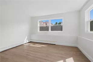 25 Stoneham St St, Cranston, RI 02920 - Photo 38