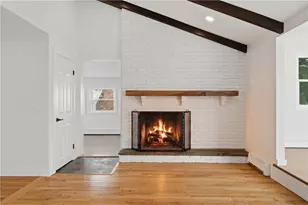 25 Stoneham St St, Cranston, RI 02920 - Photo 20