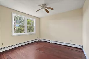 29 Stillwater Ave, Providence, RI 02908 - Photo 6