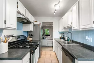 200 Heroux Blvd, Cumberland, RI 02864 - Photo 8