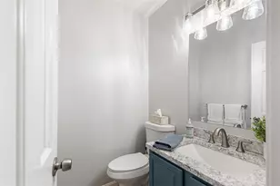 200 Heroux Blvd, Cumberland, RI 02864 - Photo 10