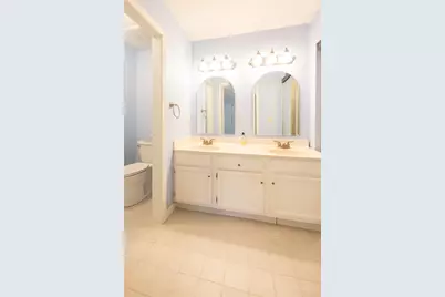 626 Smithfield Road #701, North Providence, RI 02904 - Photo 22