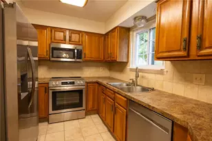 626 Smithfield Rd, North Providence, RI 02904 - Photo 10