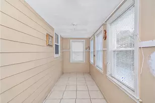 39 Bolton Ave, Providence, RI 02908 - Photo 34