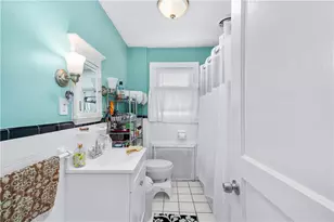 39 Bolton Ave, Providence, RI 02908 - Photo 30