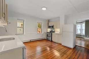 97 Jenkins St, Providence, RI 02906 - Photo 10