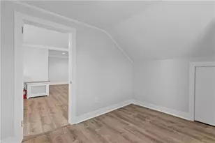 37 Lee Ave, Newport, RI 02840 - Photo 14