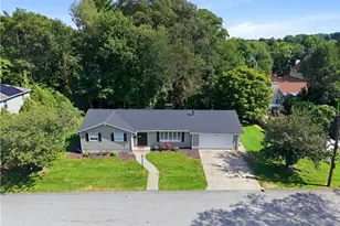 27 W River Pkwy, North Providence, RI 02904 - Photo 36
