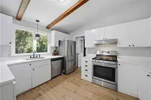 27 W River Pkwy, North Providence, RI 02904 - Photo 10