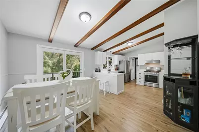 27 West River Parkway, North Providence, RI 02904 - Photo 8
