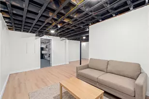 110 Ausdale Rd, Cranston, RI 02910 - Photo 24