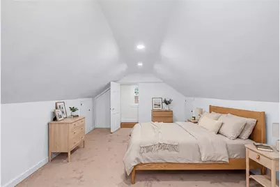 110 Ausdale Road, Cranston, RI 02910 - Photo 18