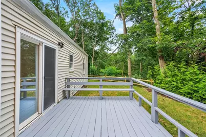 110 Ausdale Road, Cranston, RI 02910 - Photo 28