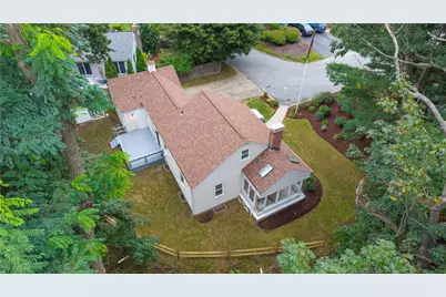 110 Ausdale Road, Cranston, RI 02910 - Photo 30