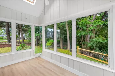 110 Ausdale Road, Cranston, RI 02910 - Photo 12