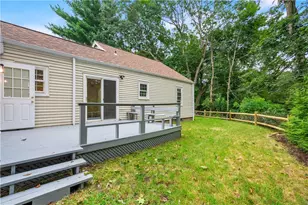 110 Ausdale Rd, Cranston, RI 02910 - Photo 28