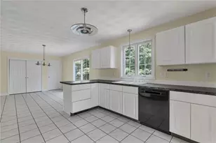 46 Victory Hwy, West Greenwich, RI 02817 - Photo 4