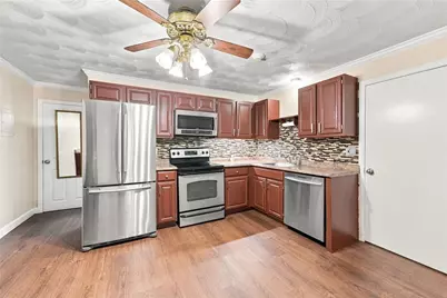 380 Sunset Avenue, North Providence, RI 02904 - Photo 10