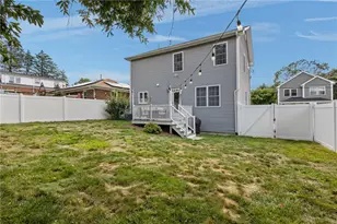 66 Christopher St, Providence, RI 02904 - Photo 16