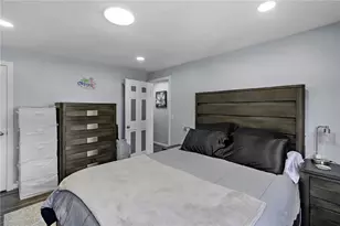 73 Harrison St, Cumberland, RI 02864 - Photo 12