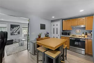 73 Harrison St, Cumberland, RI 02864 - Photo 6