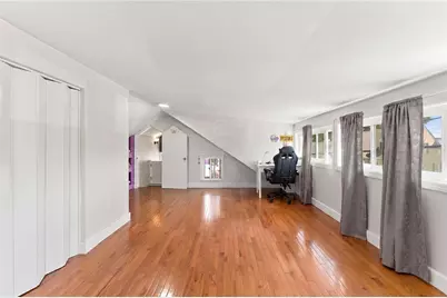 353 Smithfield Avenue, Pawtucket, RI 02860 - Photo 14