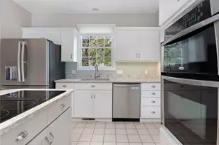 110 Osprey Dr, East Greenwich, RI 02818 - Photo 10