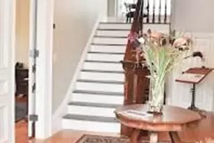 390 Broadway, Providence, RI 02909 - Photo 2