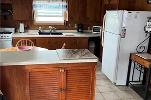 4 Arbeth Rd, Narragansett, RI 02879 - Photo 4