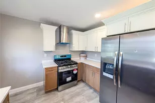 184 Cumberland St, Providence, RI 02908 - Photo 8