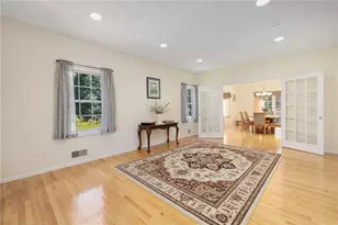 15 W Bluebird Ln, Cranston, RI 02921 - Photo 16