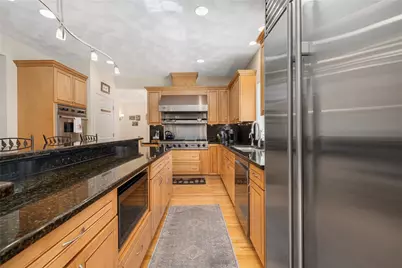 15 W Bluebird Lane, Cranston, RI 02921 - Photo 8