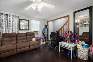 54 Balckburn Ave, Warwick, RI 02886 - Photo 8