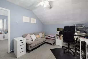 54 Balckburn Ave, Warwick, RI 02886 - Photo 22