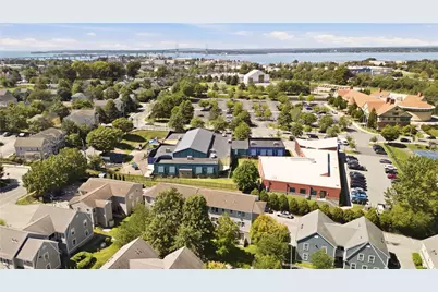 231 Maple Avenue #201, Newport, RI 02840 - Photo 20