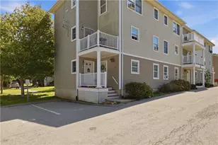 231 Maple Ave, Newport, RI 02840 - Photo 1