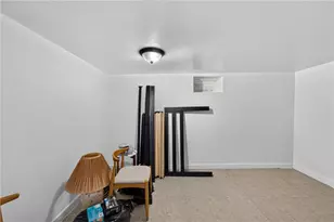 33 Pekin St, Providence, RI 02908 - Photo 22